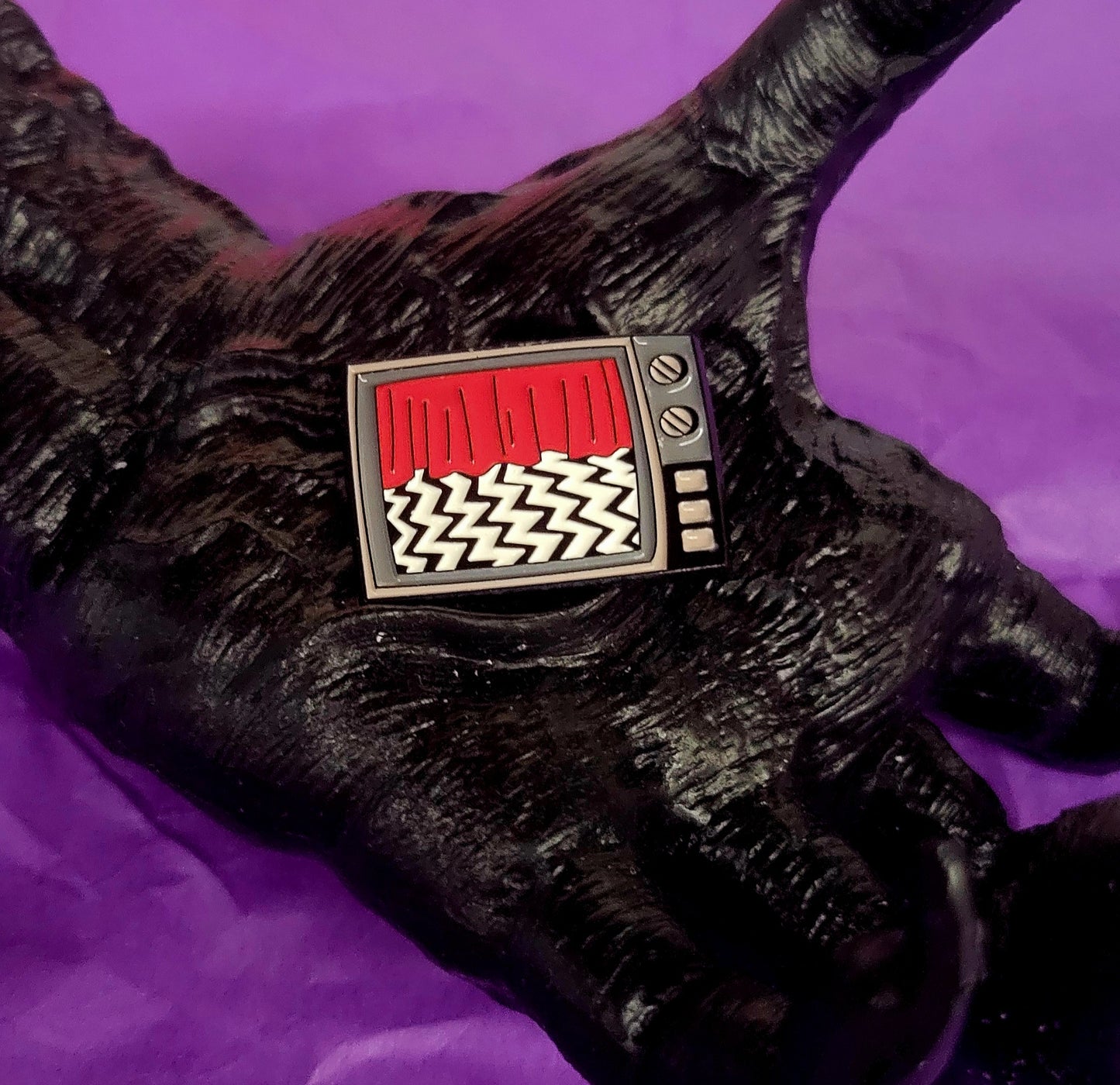 "Twin Peaks TV" Small Enamel Pin